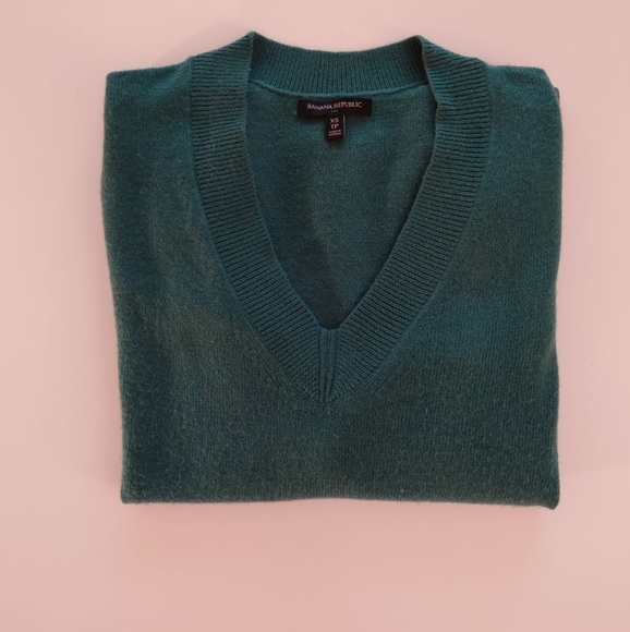 BR green V-neck sweater - Picture 2 of 6